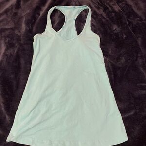 Lululemon tank